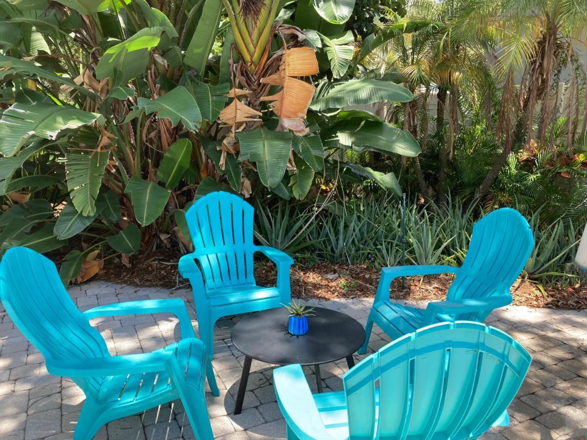 3Gulls Inn Ozona-Boutique Hotel-Steps From Restaurants & Brewery-Swimspa Pool-Pet Friendly Palm Harbor Exterior photo